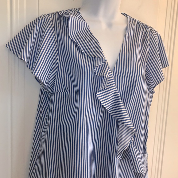 🔴 4/$15 Draper James Cotton Blue White Stripe Ruffle Front Blouse size 6 NWT - Picture 5 of 15